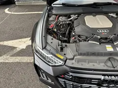 2022 Audi RS 6 4.0T Avant, чёрный — фото 7