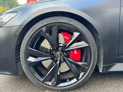 2022 Audi RS 6 4.0T Avant, чёрный — фото 12