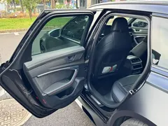 2022 Audi RS 6 4.0T Avant, чёрный — фото 23