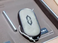 2025 Aito M9 EREV Ultra 52kWh 6-seat 192-line LiDAR, синий — фото 21