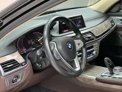 2021 BMW 7 Series 740Li Leading Luxury Package, чёрный — фото 5
