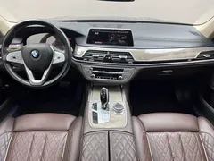 2021 BMW 7 Series 740Li Leading Luxury Package, чёрный — фото 7