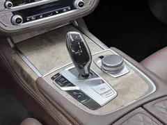 2021 BMW 7 Series 740Li Leading Luxury Package, чёрный — фото 8