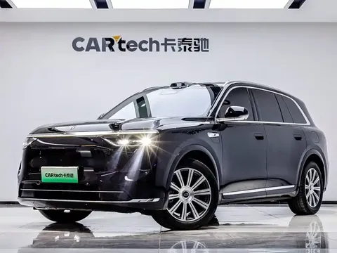 2025 Aito M8 EREV Max+ 53.4kWh 5-Seat 192-Line LiDAR