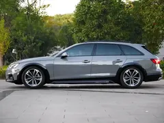 2022 Audi A4 quattro — фото 5