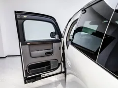 2025 Zeekr Mix Smart Driving, белый — фото 8
