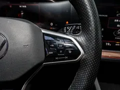 2021 Volkswagen Touareg 3.0TSI, чёрный — фото 15