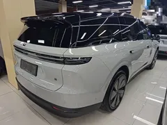 2025 Li Auto i8 Standard — фото 7