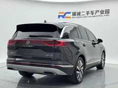 2021 Volkswagen Talagon 380TSI 4WD Luxury Pro — фото 6