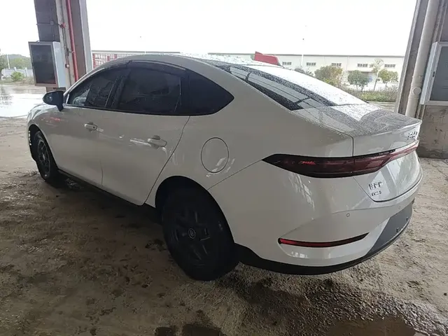 2025 BYD Qin PLUS DM-i PHEV Smart Driving 55km Leading