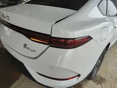 2025 BYD Qin PLUS DM-i PHEV Smart Driving 55km Leading, белый — фото 8