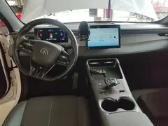 2025 BYD Qin PLUS DM-i PHEV Smart Driving 55km Leading, белый — фото 10