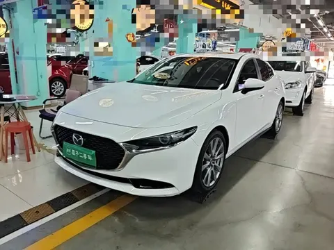 2022 Mazda 3 2.0L AT