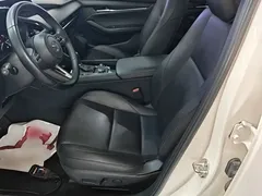 2022 Mazda 3 2.0L AT, белый — фото 15