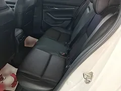 2022 Mazda 3 2.0L AT, белый — фото 17