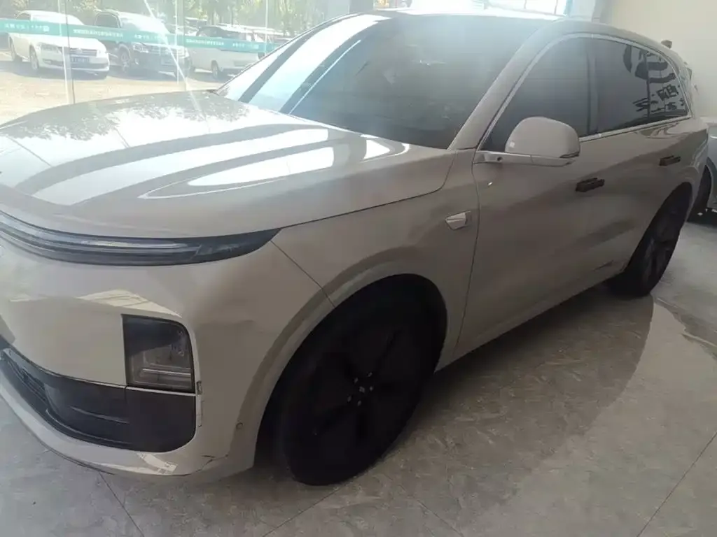 2024 Li Auto L6