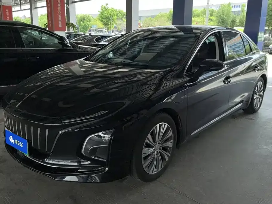 2024 Hongqi E-QM5 EV 610km Plus