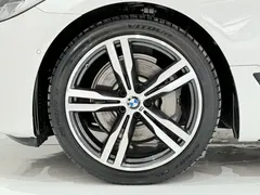 2021 BMW 6 Series GT 630i M Sport Package, белый — фото 11