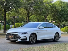2023 BYD Han PHEV Champion 121KM Premium, белый — фото 1