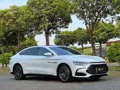 2023 BYD Han PHEV Champion 121KM Premium, белый — фото 3