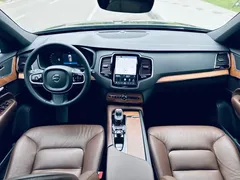 2023 Volvo XC90 7-seat, чёрный — фото 3