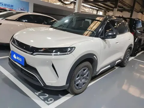 2025 BYD Yuan UP EV 301km Pilot
