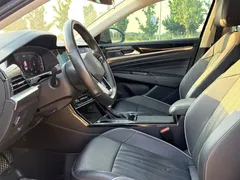 2022 Volkswagen Passat 330TSI Luxury, чёрный — фото 7