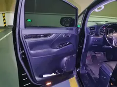 2020 Toyota Vellfire Hybrid 2.5L HV Luxury, чёрный — фото 7
