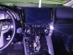 2020 Toyota Vellfire Hybrid 2.5L HV Luxury, чёрный — фото 13