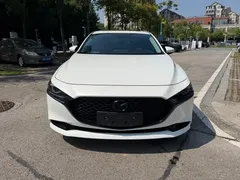 2021 Mazda 3 2.0L AT, белый — фото 2