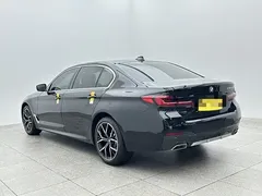 2021 BMW 5 Series 530Li Premium M Sport Package, чёрный — фото 4