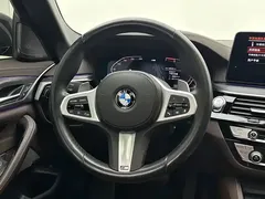 2021 BMW 5 Series 530Li Premium M Sport Package, чёрный — фото 11