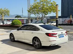 2022 Honda Accord 2.0L Hybrid, белый — фото 7