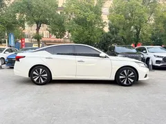 2021 Nissan Teana 2.0L XL Comfort, белый — фото 2