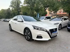 2021 Nissan Teana 2.0L XL Comfort, белый — фото 3