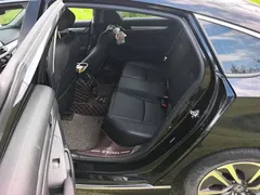 2022 Honda Accord 2.0L Hybrid, чёрный — фото 11