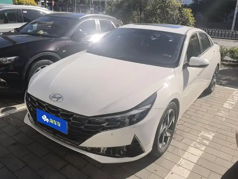 2022 Hyundai Elantra 1.5L CVT GLX Elite