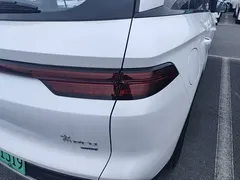 2026 BYD Song Pro DM-i PHEV 133km Exceed, белый — фото 8