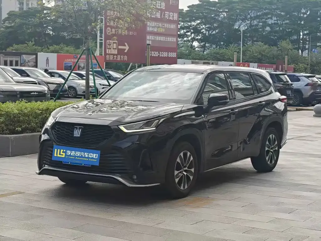 2022 Toyota Crown Kluger 2.5L HEV 4WD Elite