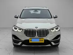 2022 BMW X1 Premium, белый — фото 2