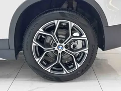 2022 BMW X1 Premium, белый — фото 5