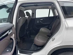2022 BMW X1 Premium, белый — фото 14