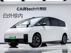 2025 Li Auto MEGA Ultra Smart Refresh, белый — фото 1
