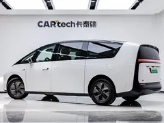 2025 Li Auto MEGA Ultra Smart Refresh, белый — фото 5