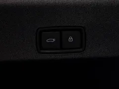 2025 Li Auto MEGA Ultra Smart Refresh, белый — фото 8