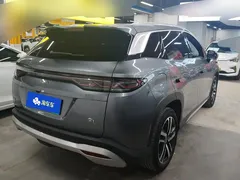 2024 BYD Song L PHEV 112km Leading — фото 3