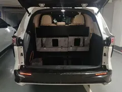 2023 Toyota Granvia 2.5L Hybrid Premium Plus, белый — фото 4