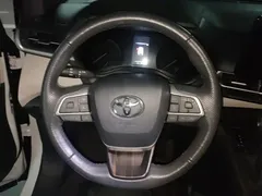 2023 Toyota Granvia 2.5L Hybrid Premium Plus, белый — фото 15