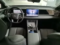 2025 BYD Qin L PHEV Smart Driving 120km — фото 10