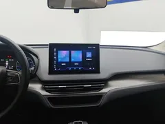2023 Hongqi E-QM5 Basic Mobility, чёрный — фото 13